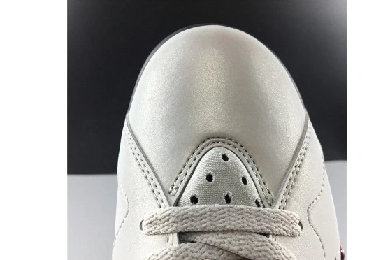 “REFLECTIVE CARDINAL” BV6281-006 AIR JORDAN 7 BV6281-006 0425